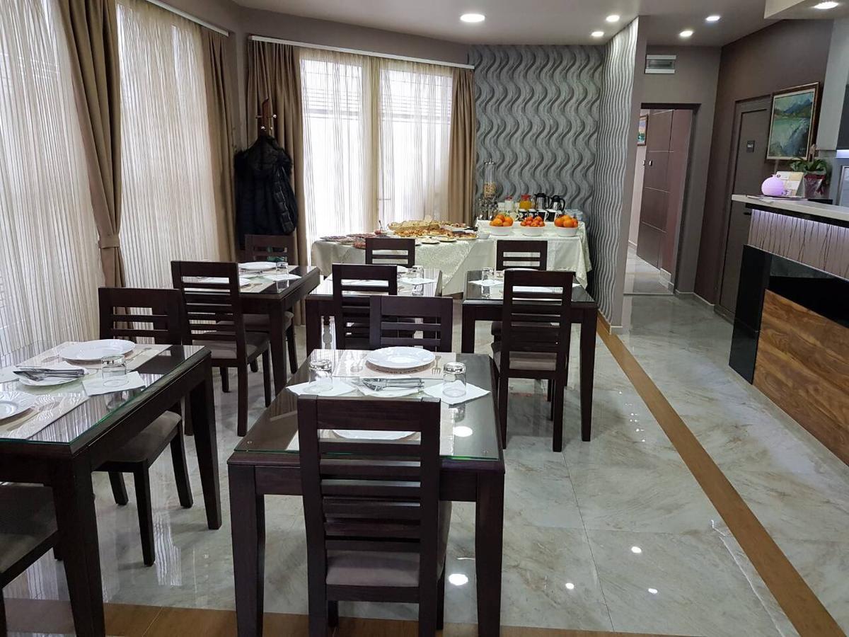 Hotel Morava - Szabács Kültér fotó